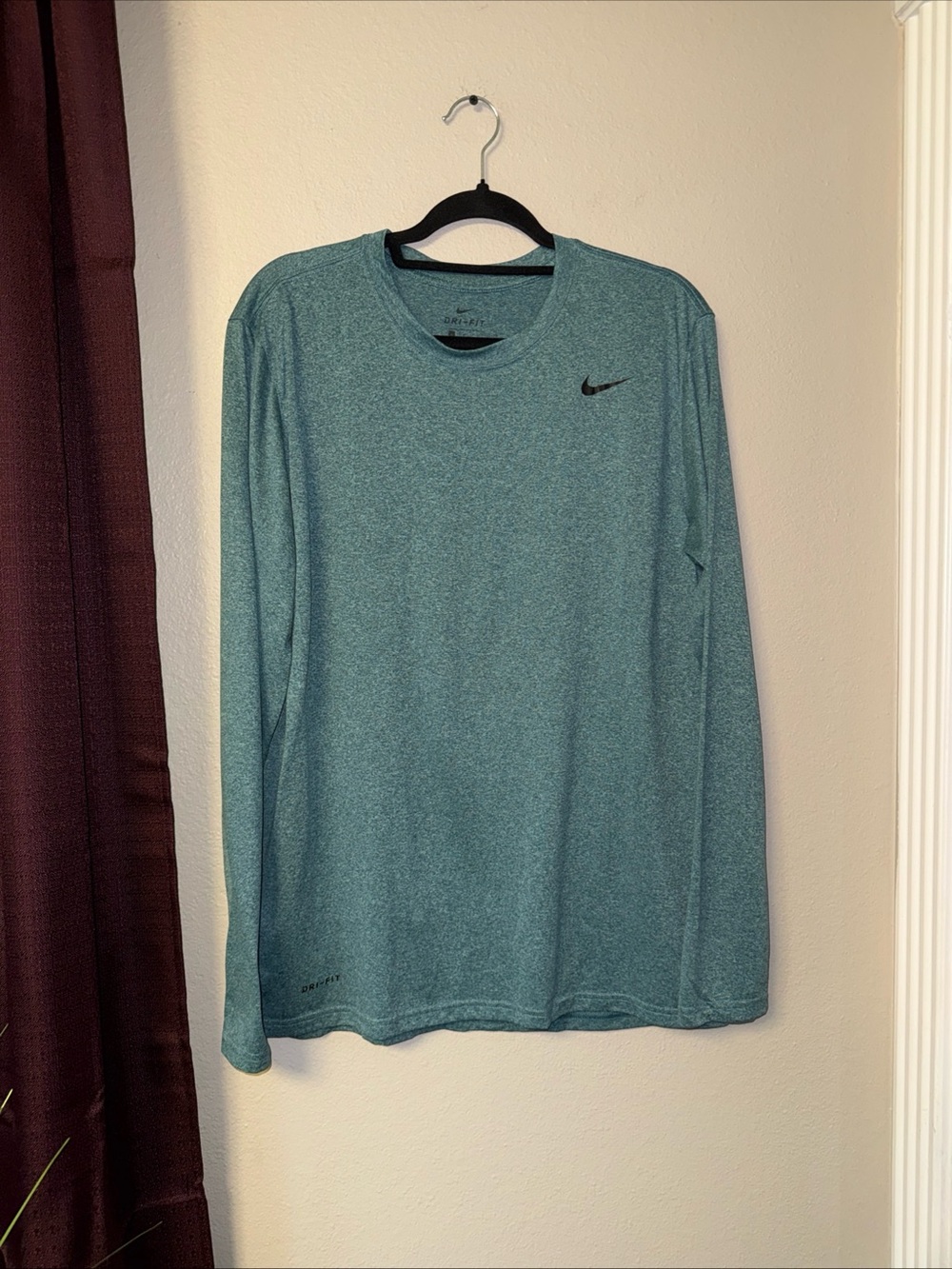#838 Nike Green Long Sleeve Dry Fit Jersey Size Large